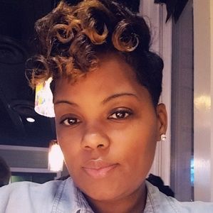 Meet your Posher, Jerusha